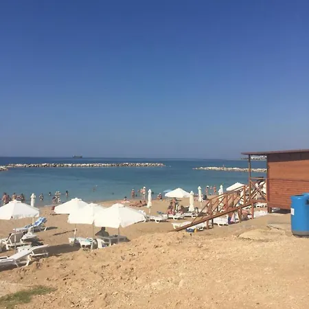 Single Bedroom Sea View Appartement *